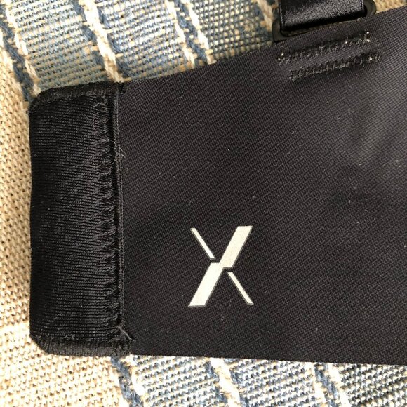 Knix Evolution Reversible Wire-Free Unpadded Bra 360 Support Black + Beige NWOT - Picture 12 of 14